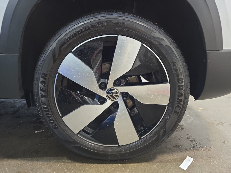 2023 Volkswagen Taos