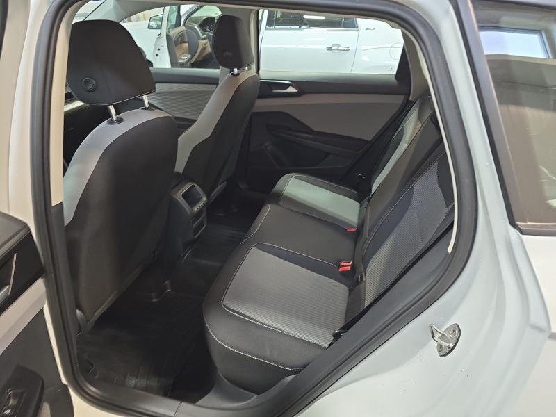 2023 Volkswagen Taos