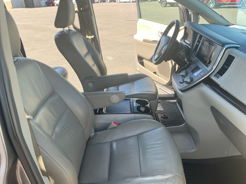 2017 Toyota Sienna