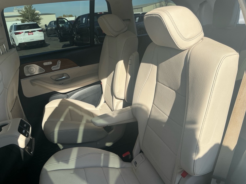 2023 Mercedes-Benz GLS