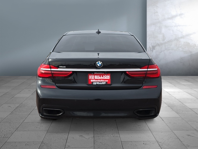 2016 BMW 7 Series