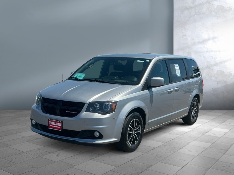 Used 2018 Dodge Grand Caravan SE Plus Vans