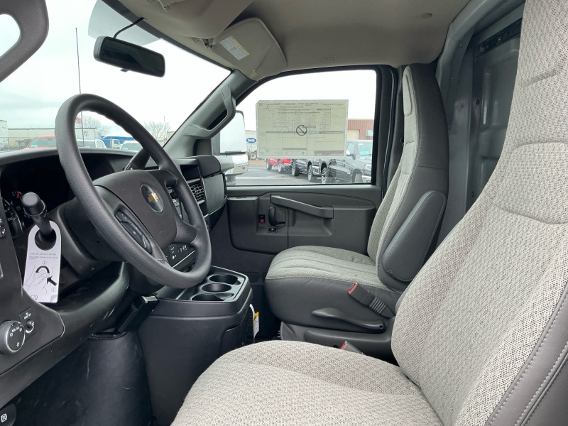 2025 Chevrolet Express Commercial Cutaway