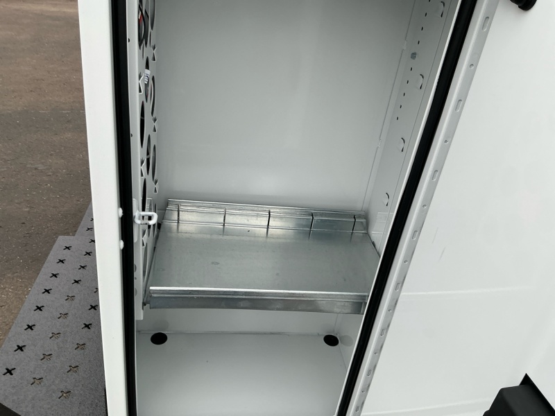 2025 Chevrolet Express Commercial Cutaway