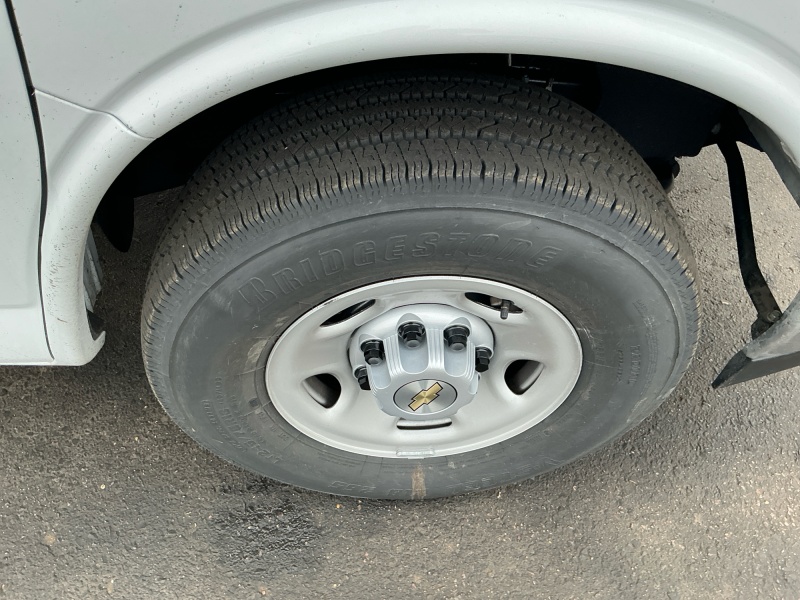 2025 Chevrolet Express Commercial Cutaway