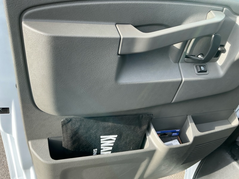 2025 Chevrolet Express Commercial Cutaway