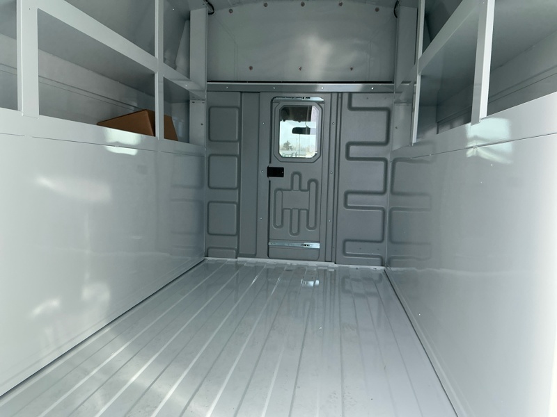 2025 Chevrolet Express Commercial Cutaway