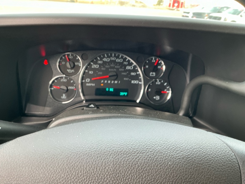 2025 Chevrolet Express Commercial Cutaway