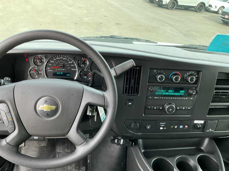 2025 Chevrolet Express Commercial Cutaway