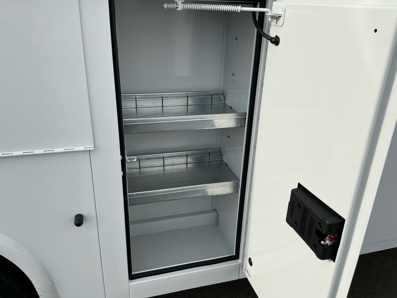 2025 Chevrolet Express Commercial Cutaway