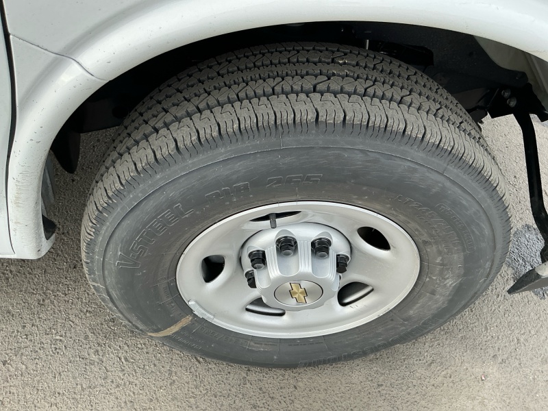 2025 Chevrolet Express Commercial Cutaway