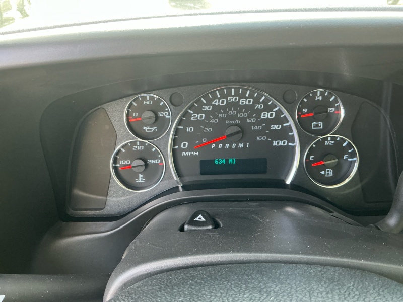 2025 Chevrolet Express Commercial Cutaway