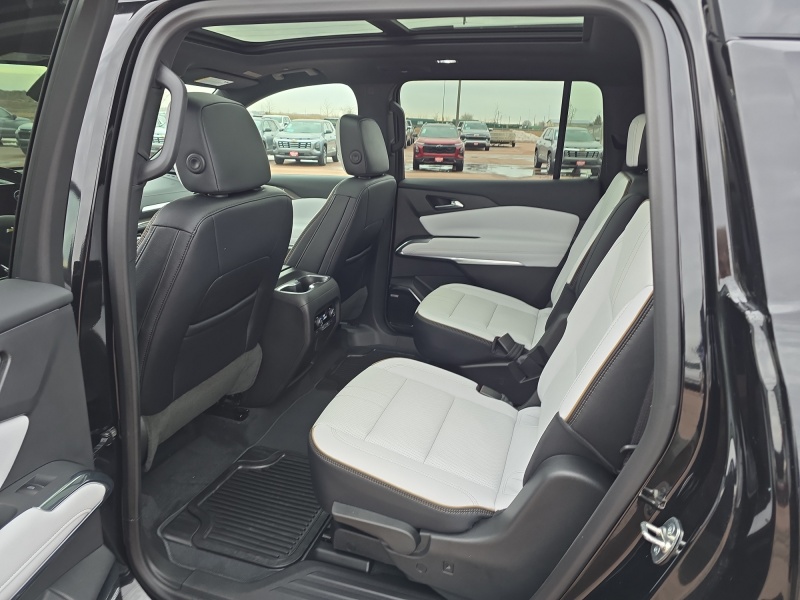 2025 Chevrolet Traverse