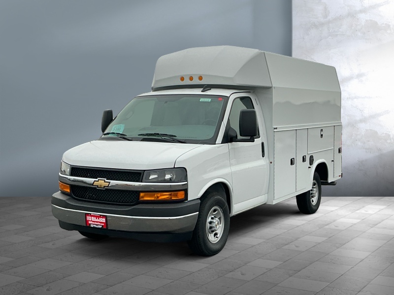 New 2025 Chevrolet Express Commercial Cutaway 3500 Van 139 Vans