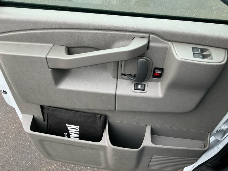 2025 Chevrolet Express Commercial Cutaway