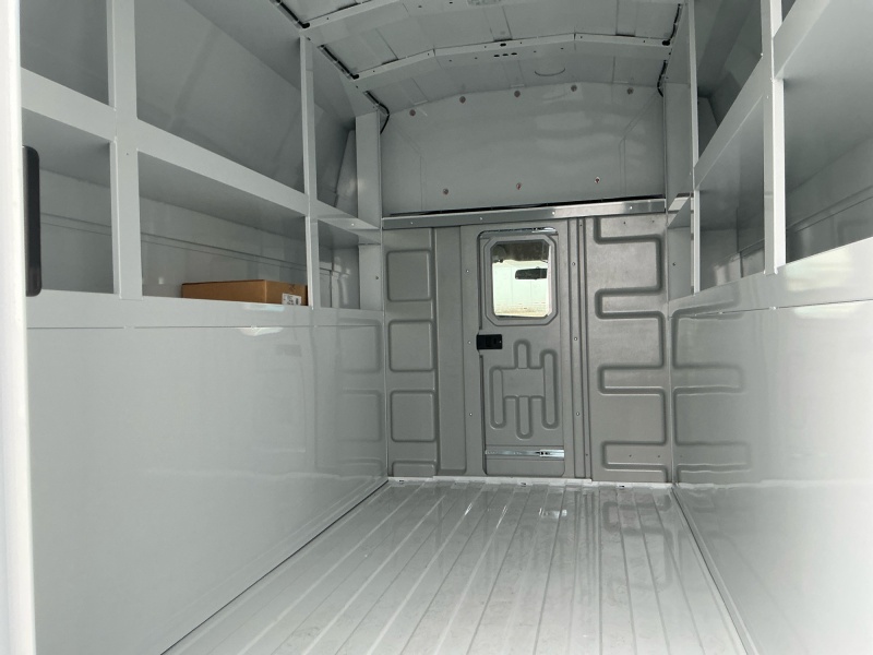 2025 Chevrolet Express Commercial Cutaway