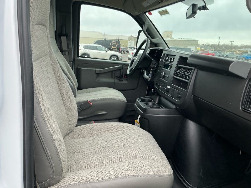 2025 Chevrolet Express Commercial Cutaway