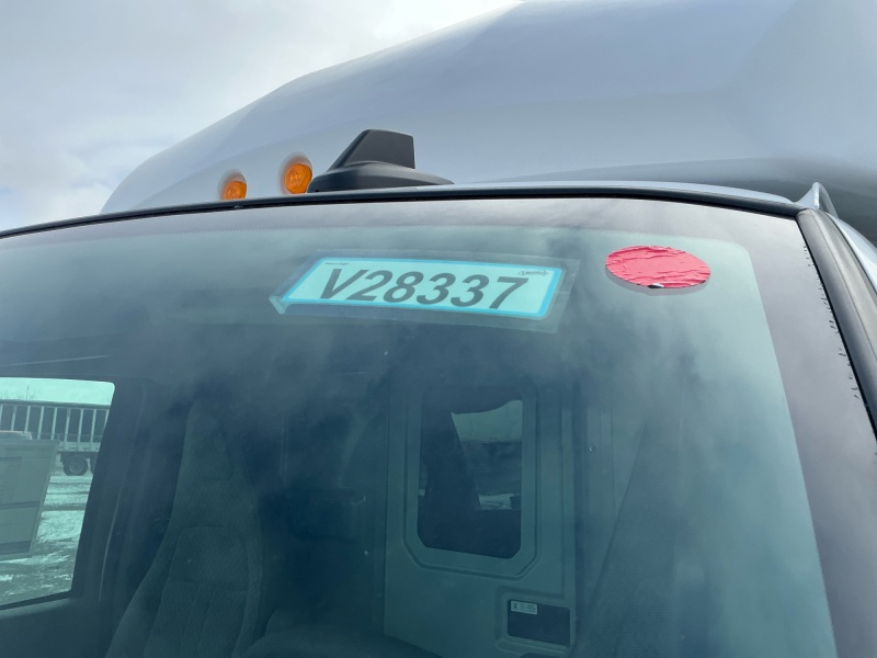 2025 Chevrolet Express Commercial Cutaway