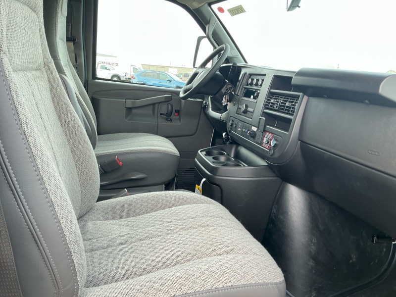 2025 Chevrolet Express Commercial Cutaway