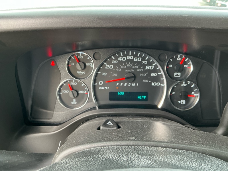 2025 Chevrolet Express Commercial Cutaway