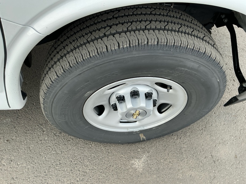 2025 Chevrolet Express Commercial Cutaway