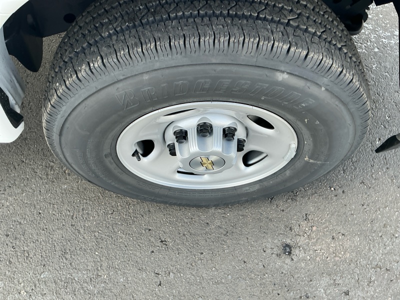 2025 Chevrolet Express Commercial Cutaway