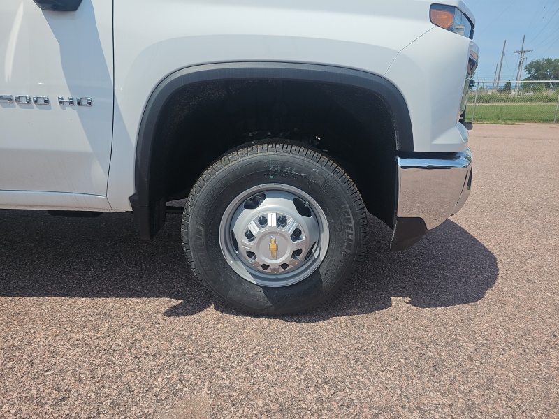 2026 Chevrolet Silverado 3500HD CC