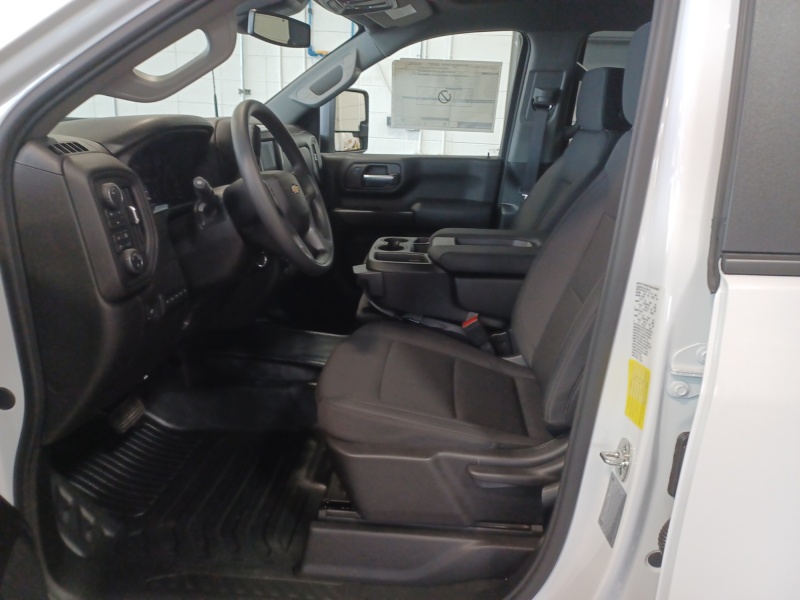 2026 Chevrolet Silverado 3500HD CC