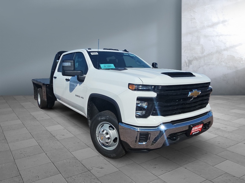 2026 Chevrolet Silverado 3500HD CC