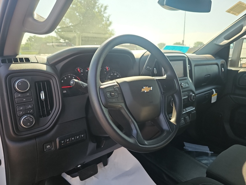 2026 Chevrolet Silverado 3500HD CC