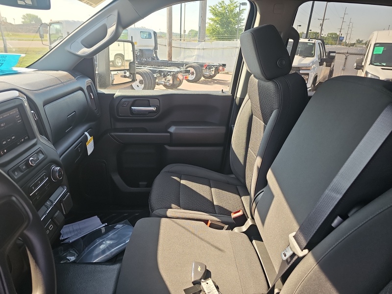 2026 Chevrolet Silverado 3500HD CC