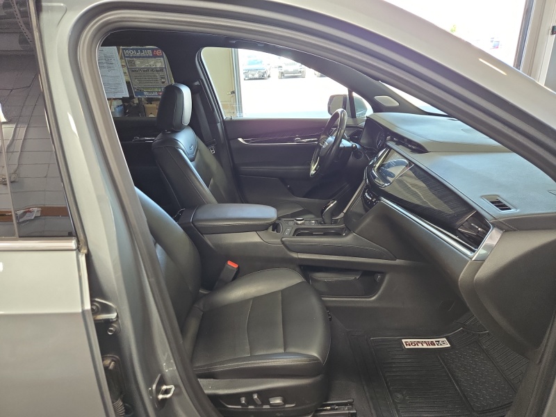 2023 Cadillac XT6