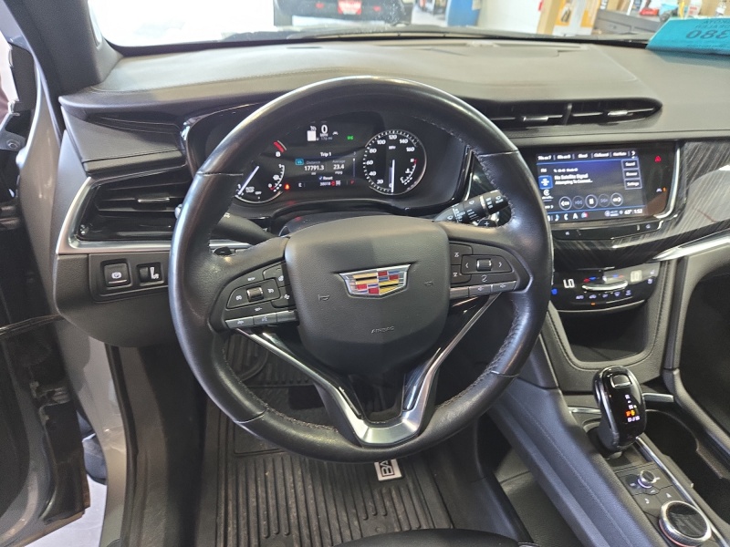 2023 Cadillac XT6