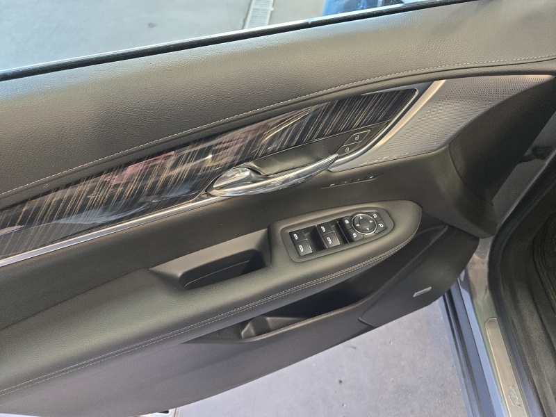2023 Cadillac XT6