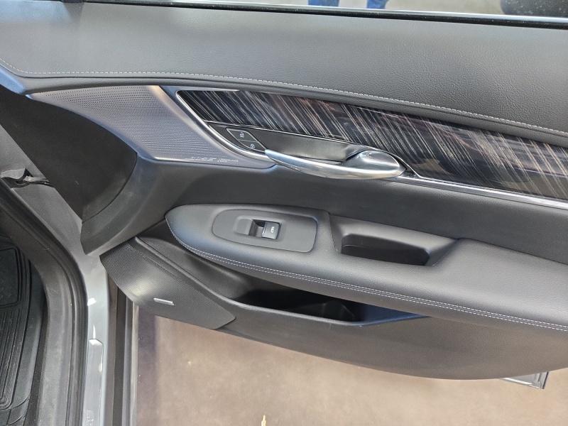 2023 Cadillac XT6