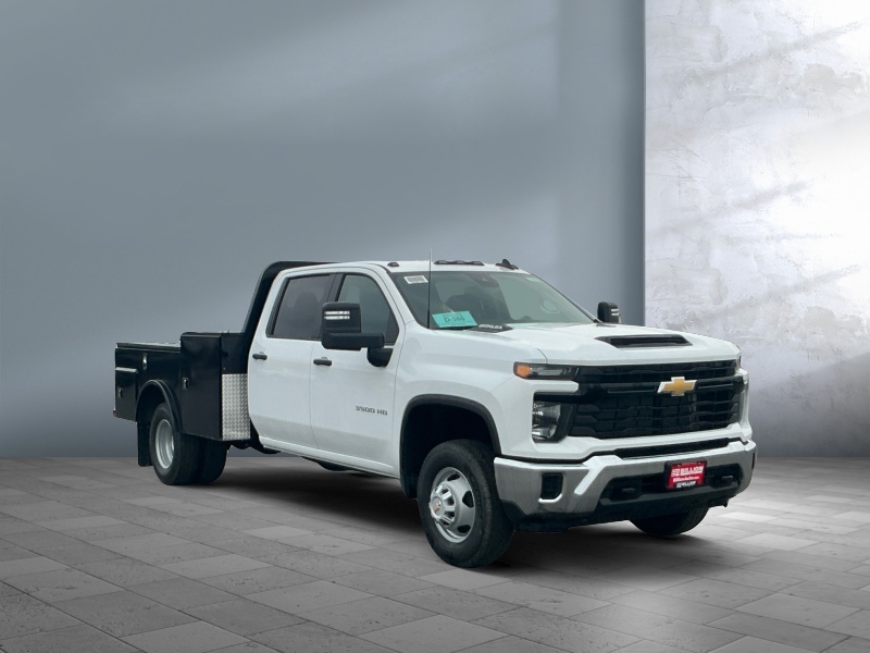 2026 Chevrolet Silverado 3500HD CC