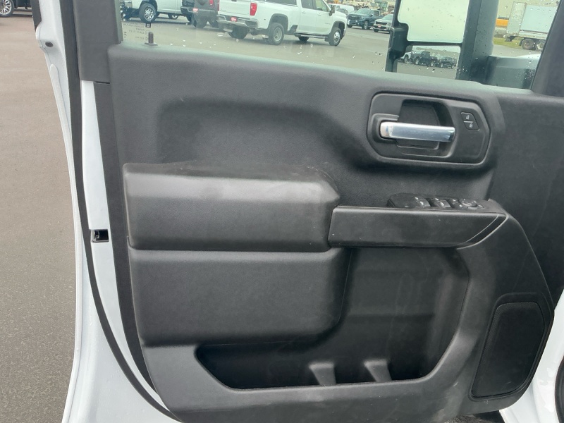 2026 Chevrolet Silverado 3500HD CC