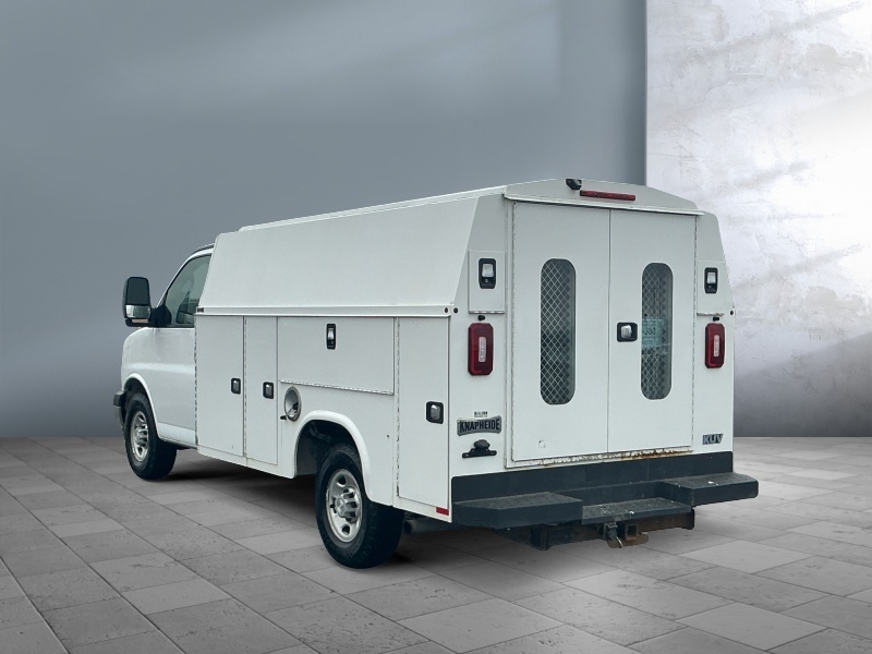 2018 Chevrolet Express Commercial Cutaway