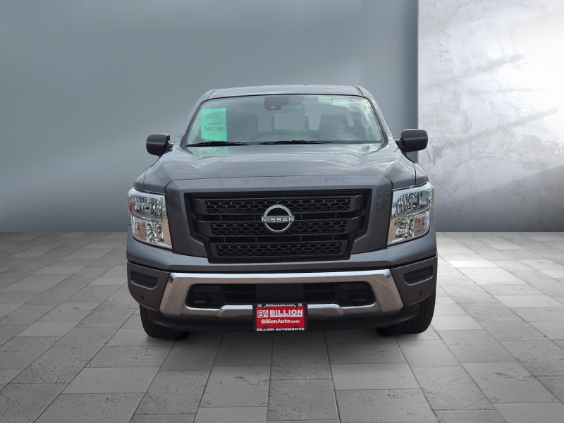 2024 Nissan Titan
