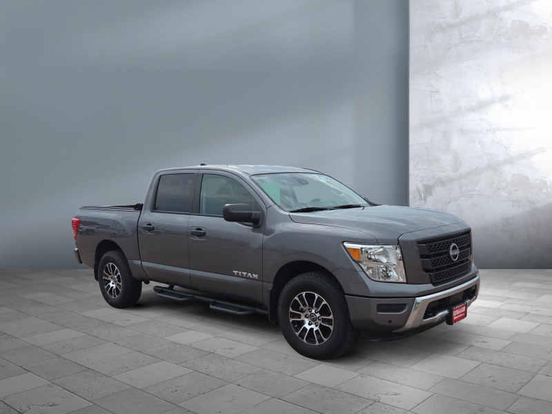 2024 Nissan Titan