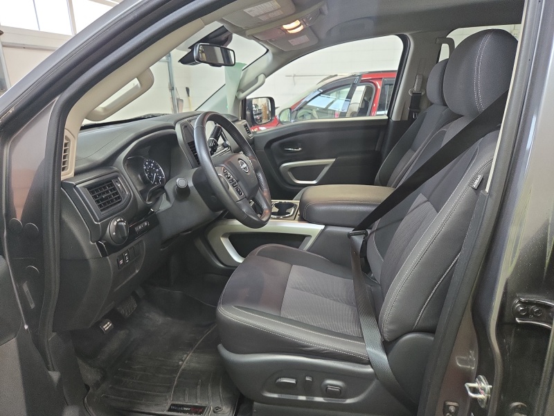2024 Nissan Titan