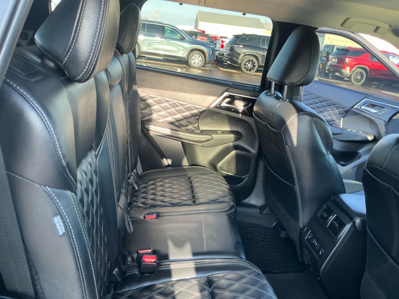 2024 Mitsubishi Outlander