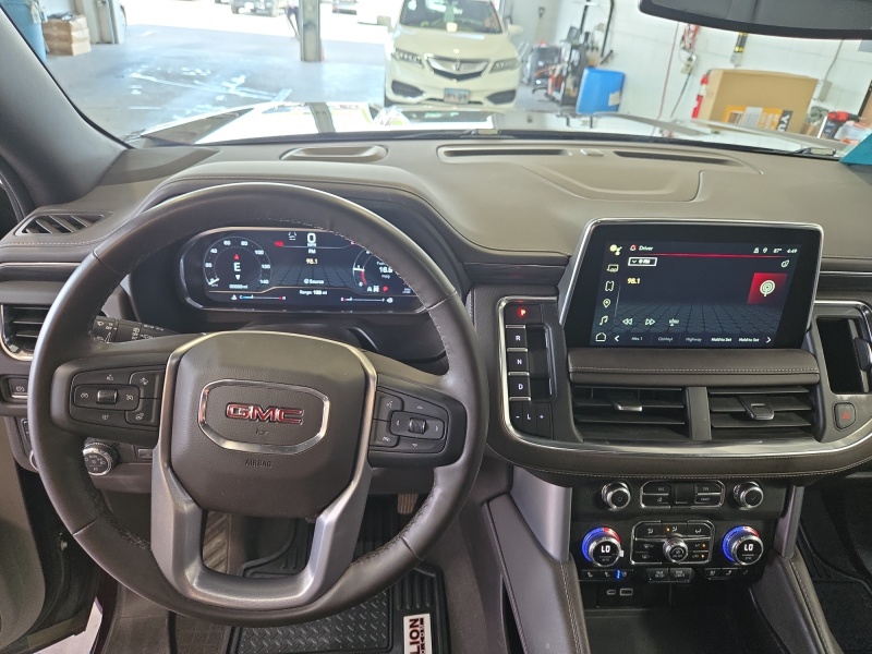 2023 GMC Yukon XL