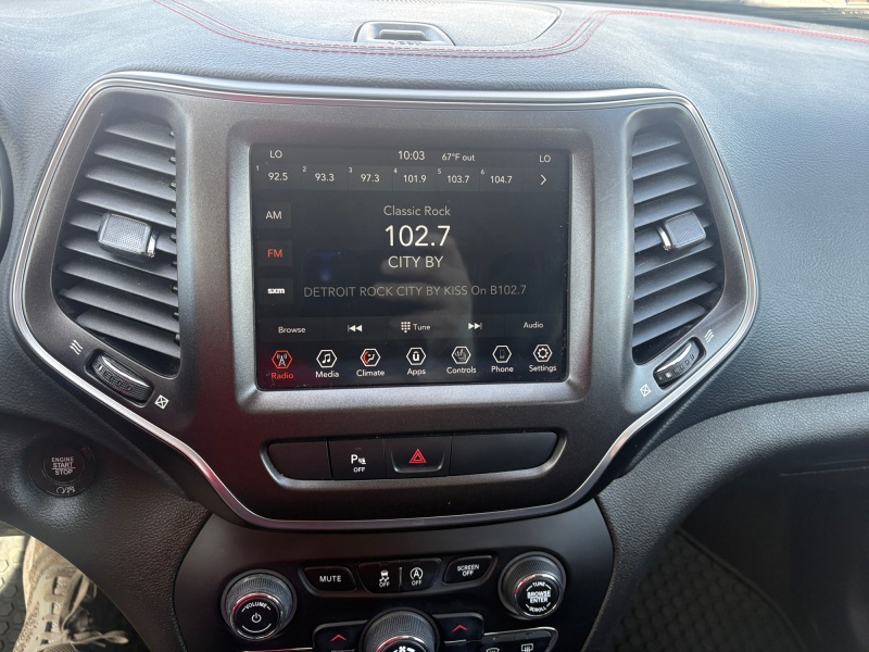 2020 Jeep Cherokee