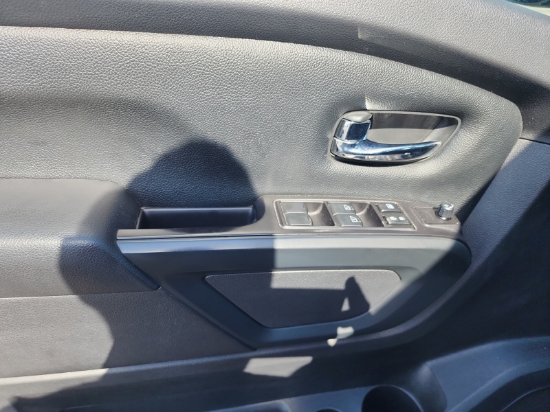 2019 Nissan Titan