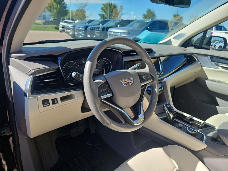 2024 Cadillac XT6