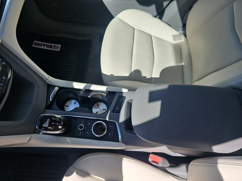 2024 Cadillac XT6