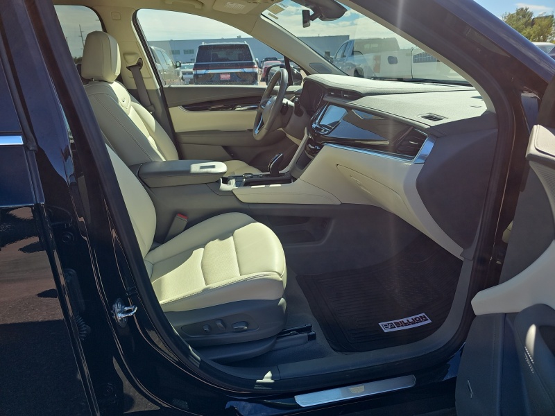 2024 Cadillac XT6