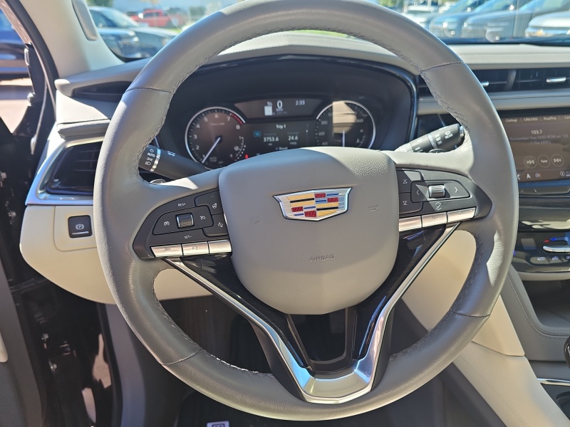 2024 Cadillac XT6