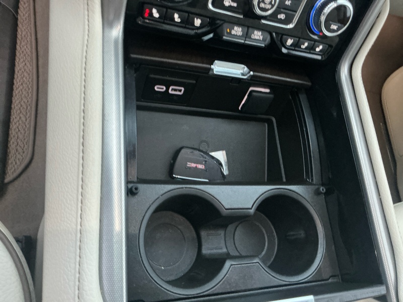 2023 GMC Yukon XL